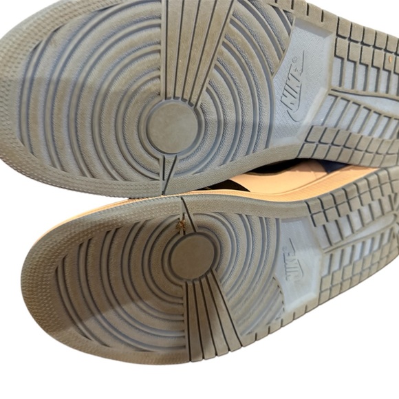 Jordan 1 Unc Toe - Picture 7 of 14